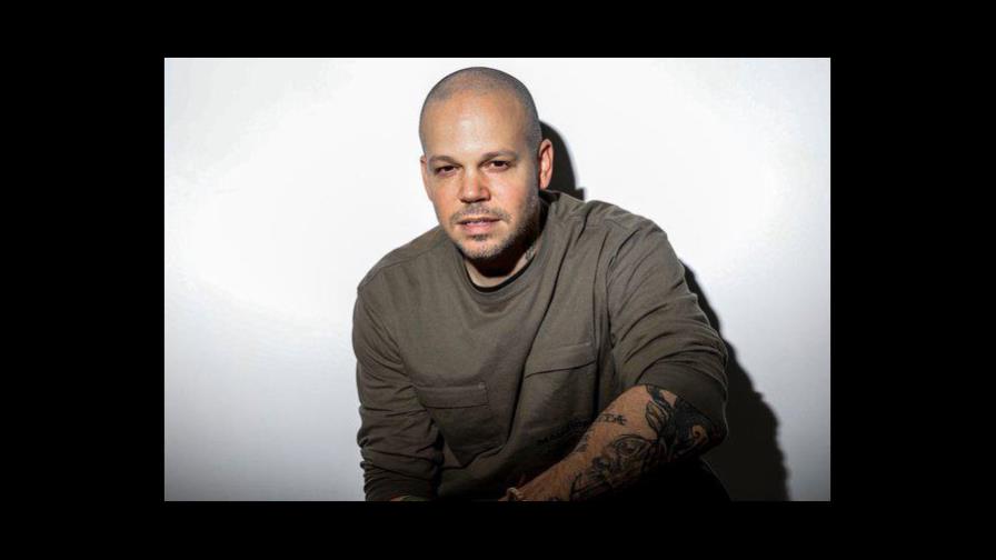 Residente aflora emociones en nueva versión de su nuevo tema, René