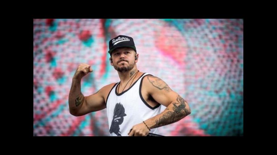 Residente aclara que no se postulará como gobernador de Puerto Rico