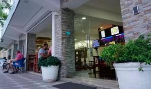 Restaurantes, colmados y cafeterías deberán cerrar al público a las 8:00 p.m