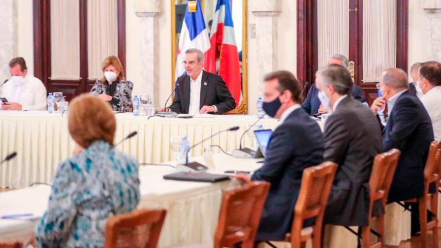 Abinader realiza primera reunión del año “para mejorar eficacia del Gobierno” Abinader realiza primera reunión del año “para mejorar eficacia del Gobierno”