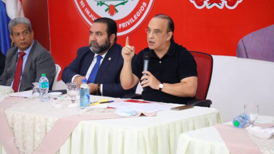 PRSC sugiere al Gobierno continuar la construcción del muro fronterizo y deportaciones de ilegales