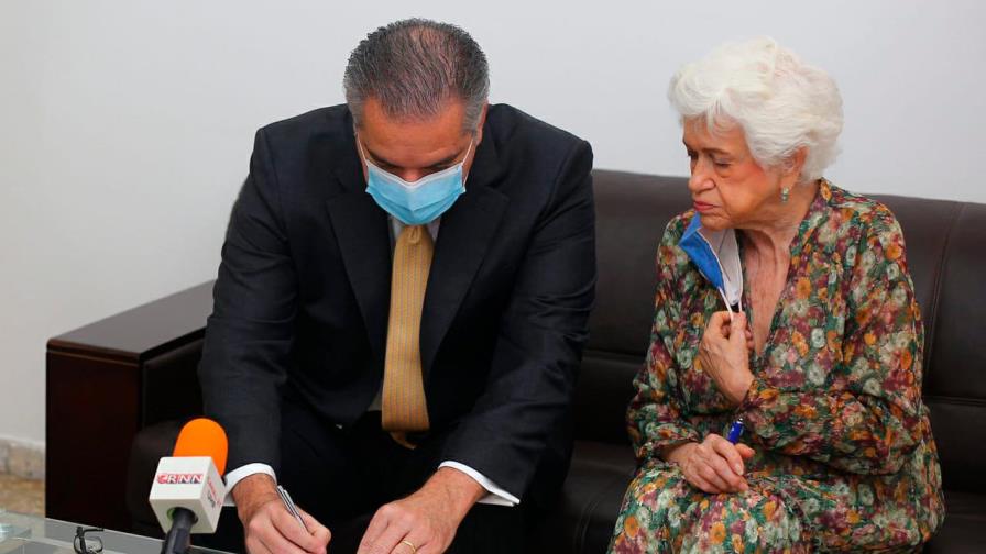 Neney Cabrera ratifica su compromiso con la ética, eficiencia y transparencia