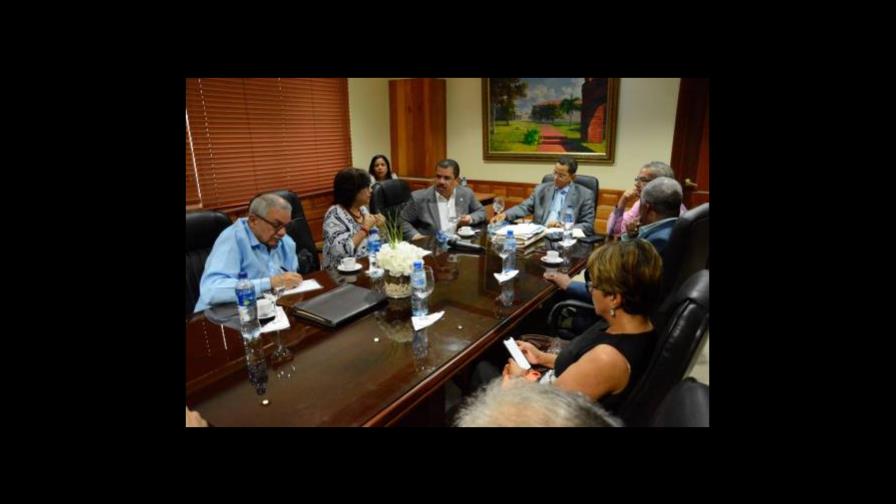 Hay más de 20 sugerencias para modificar ley de Seguridad Social; crean comisión bicameral Hay más de 20 sugerencias para modificar ley de Seguridad Social; crean comisión bicameral