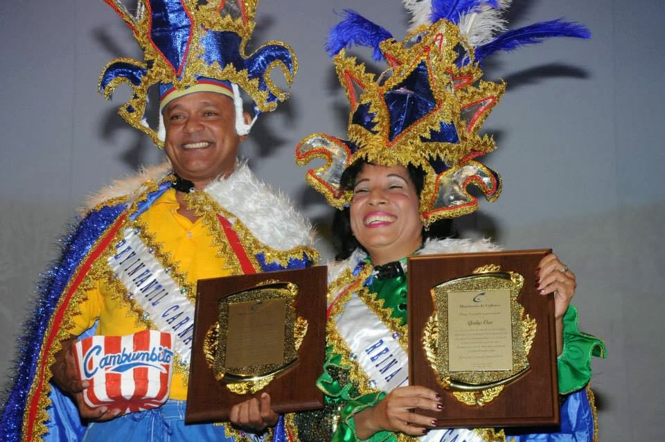 Félix Peguero (Cambumbito) y la gestora cultural Gladys Olea.