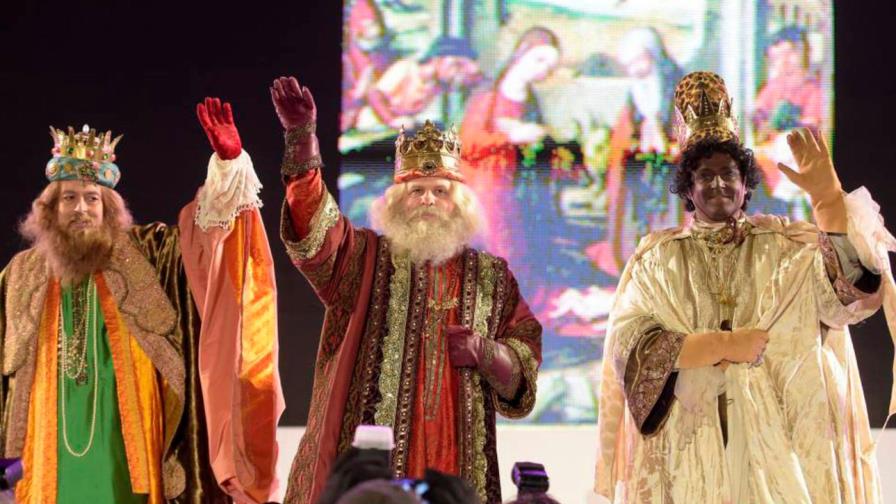 Reyes Magos marchan en Ciudad de México para exigir permisos para trabajar