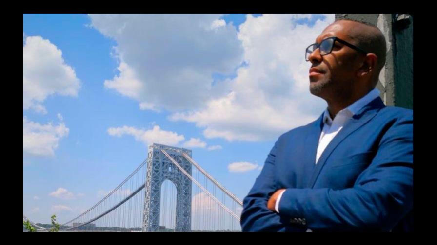 Ray Hungría gana estatuilla al Mejor Director de la Diáspora en Premios La Silla  