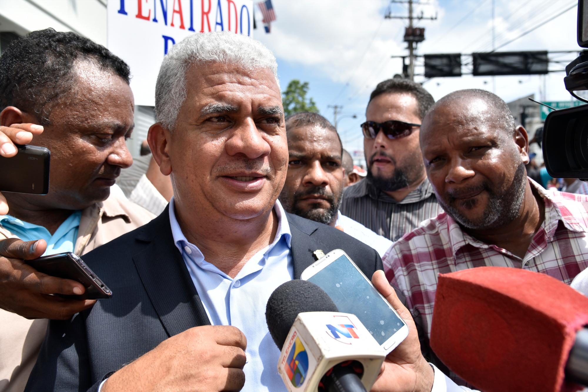 El diputado del PRM, Ricardo de los Santos, aspira a senador por Sánchez Ramírez.