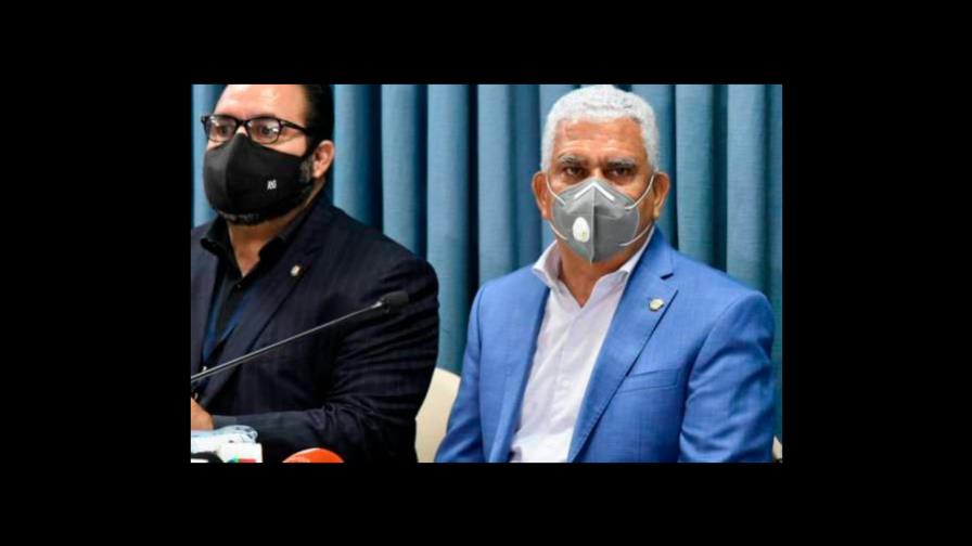 Senador Ricardo de los Santos diagnosticado con COVID-19