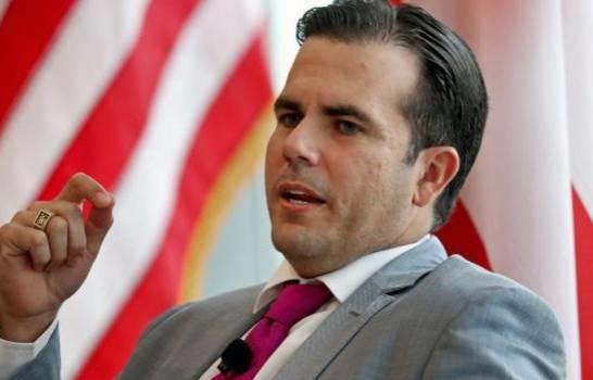 Oposición promueve en el Legislativo destitución de gobernador de Puerto Rico