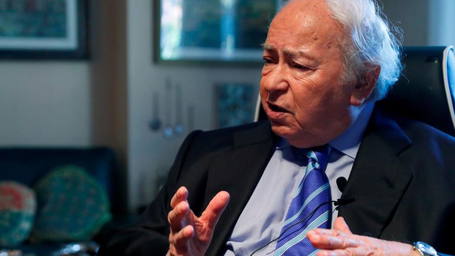 Riccardo Ehrman: “Corrí y dicté solo una frase: ha caído el Muro de Berlín” Riccardo Ehrman: “Corrí y dicté solo una frase: ha caído el Muro de Berlín”