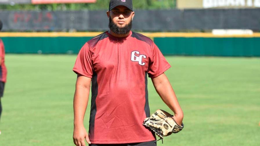 Richelson Peña tirará primer partido de la temporada con los Gigantes Richelson Peña tirará primer partido de la temporada con los Gigantes