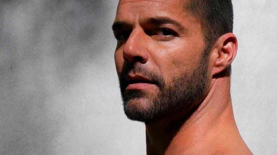 Ricky Martin lanza por sorpresa una producción discográfica titulada “PAUSA” Ricky Martin lanza por sorpresa una producción discográfica titulada “PAUSA”