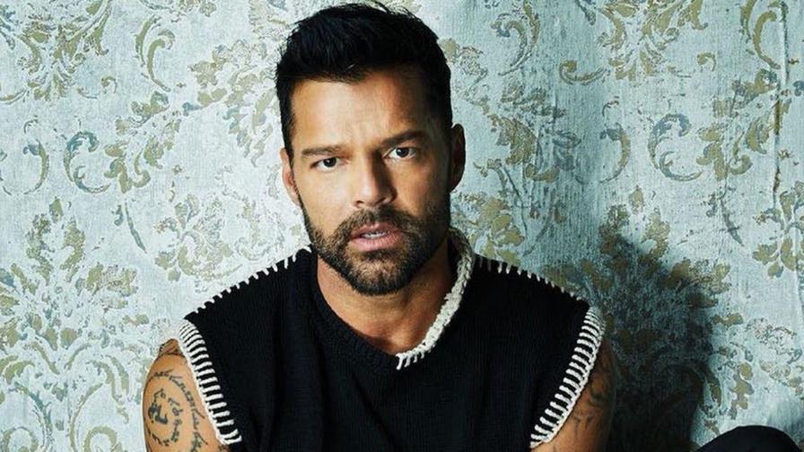 Ricky Martin presenta a su cuarto hijo, Renn Martin-Yosef