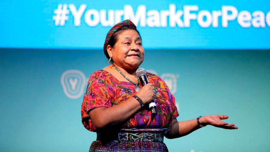 Personalidades piden que refugiados en legación mexicana puedan dejar Bolivia Personalidades piden que refugiados en legación mexicana puedan dejar Bolivia