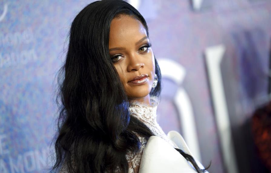 Rihanna confiesa que desea ser madre