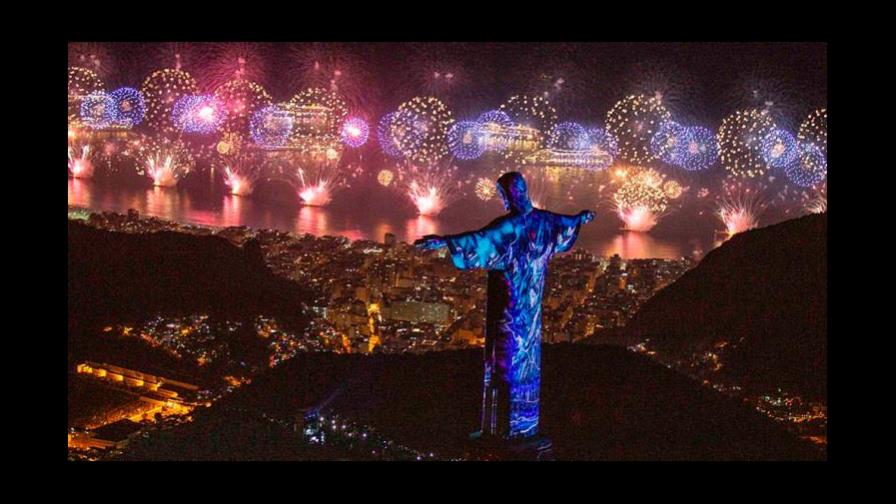 Río de Janeiro celebrará el año nuevo con fuegos artificiales, tras cancelar su Réveillon