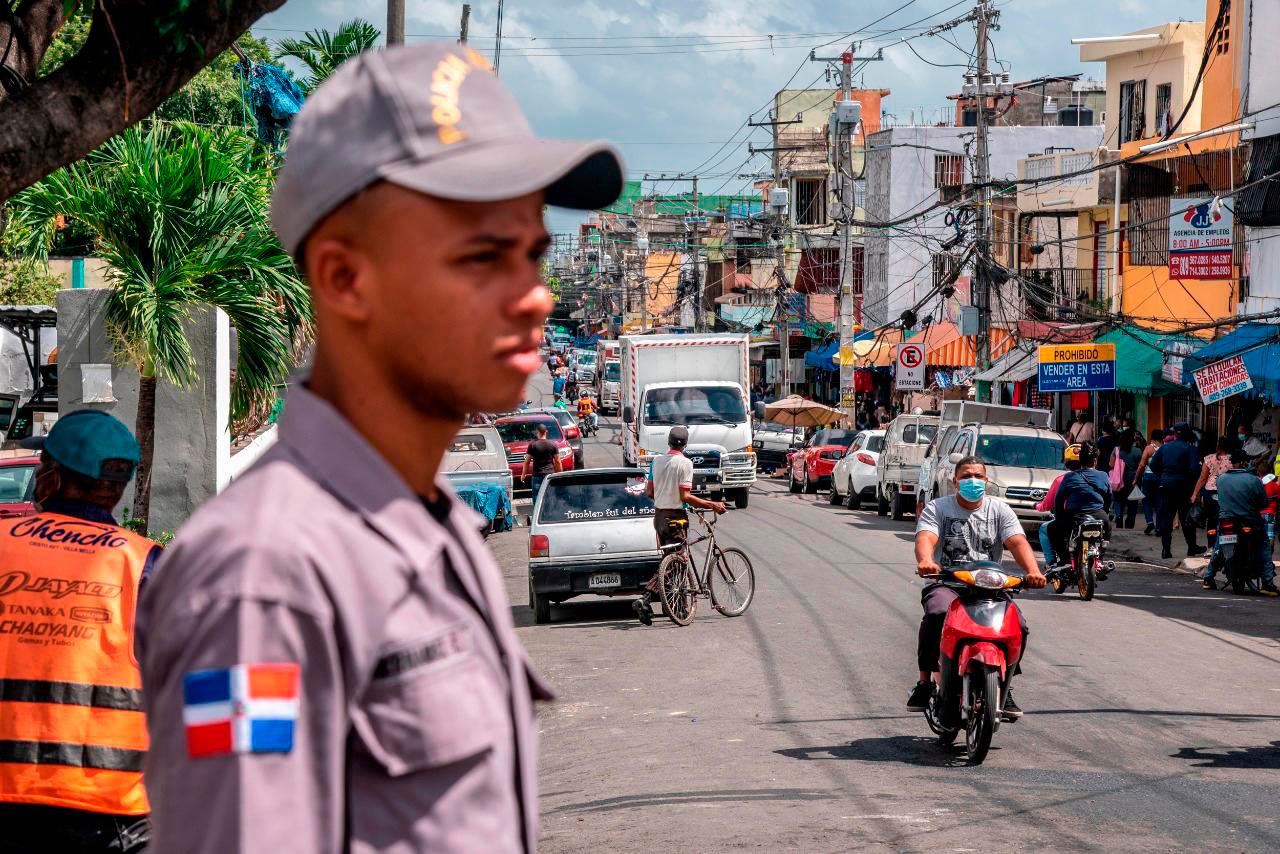El patrullaje policial es notorio en calles de  Cristo Rey.