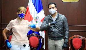 Robertico inicia proselitismo por Luis Abinader