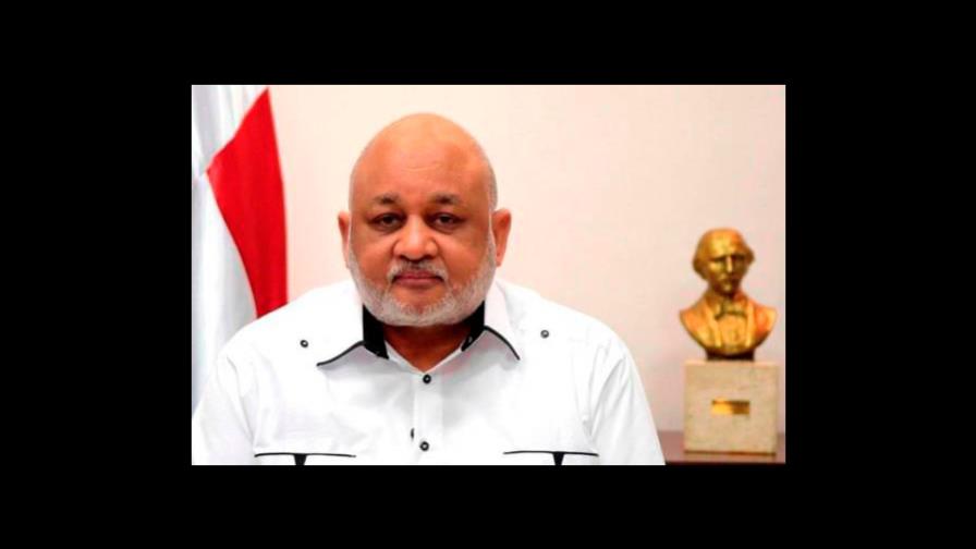 Ministro de Educación llama a maestros y estudiantes a integrarse a docencia presencial el 6 de abril