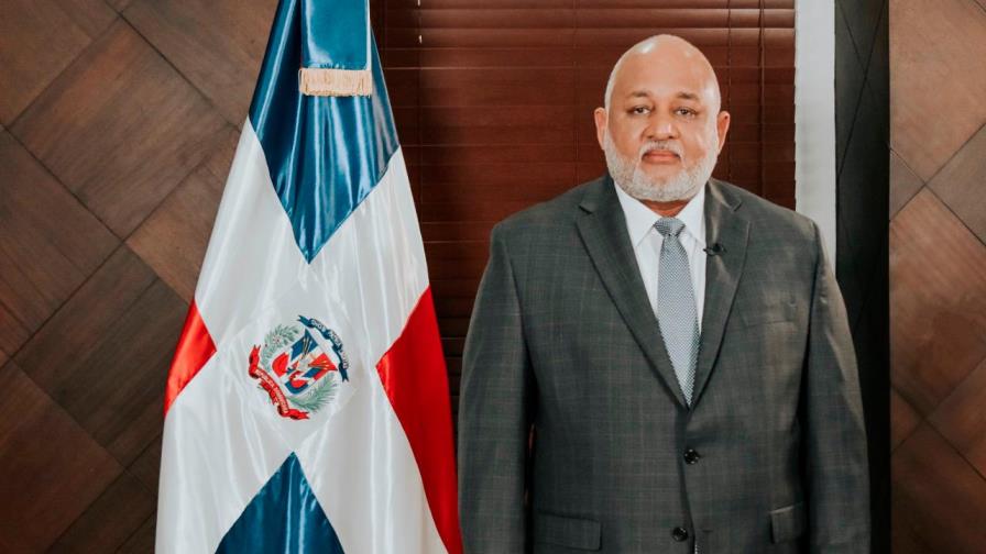 Ministro de Educación afirma matrimonio infantil es una afrenta