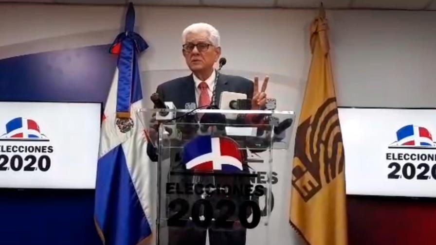 EN VIVO | Roberto Saladín revoca su decisión de renunciar de la Junta Central Electoral