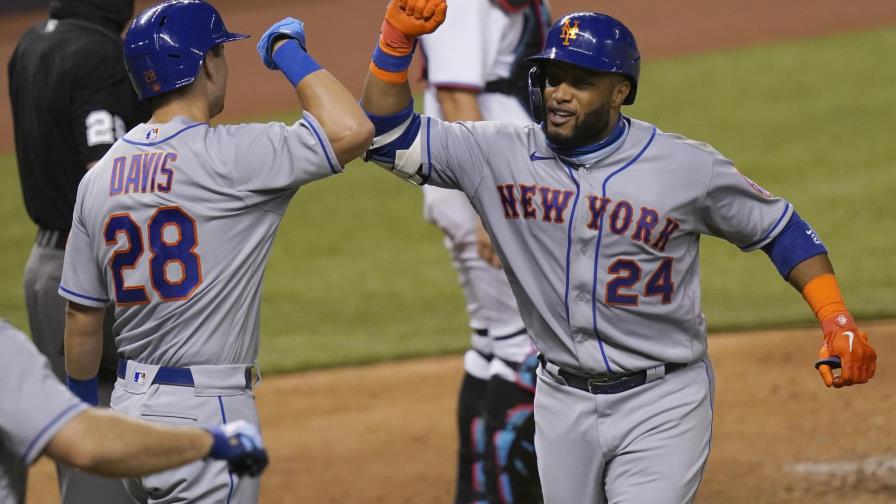 Canó y Alonso pegan 2 jonrones, Mets ganan a Marlins 11-4