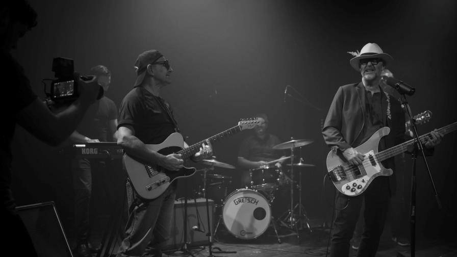 “El Blues del Desencanto” by Rock & Lor