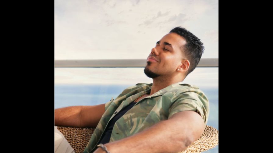 Video | Romeo Santos, de paseo por Bahía de las Águilas 