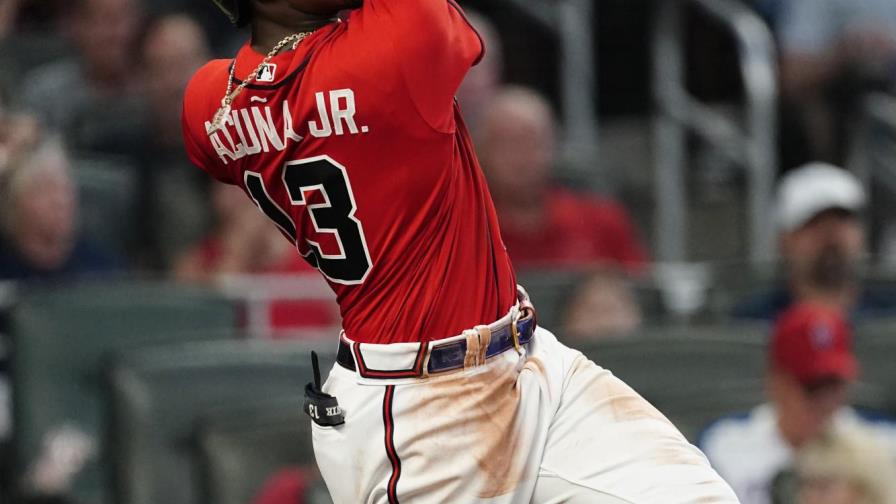 Acuña y Adrianza pegan grand slams; Ozuna da uno solitario y Bravos apalean a Piratas