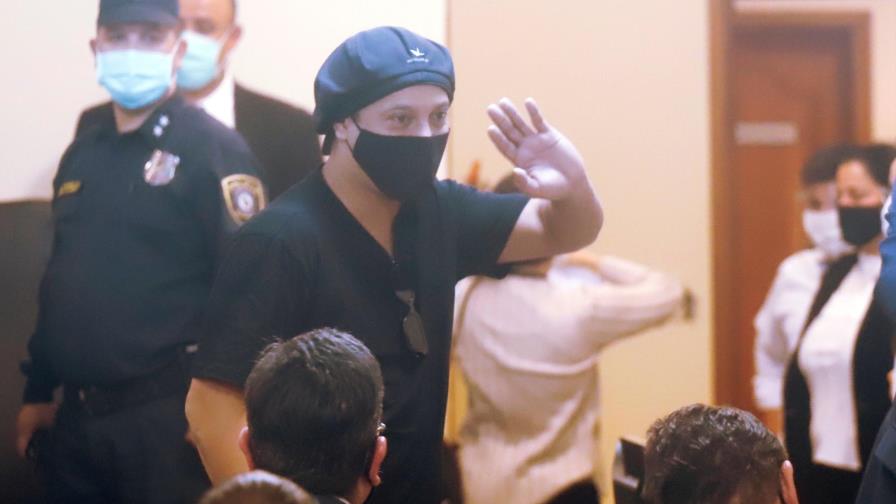 Ronaldinho listo para viajar a Rio de Janeiro tras ser liberado en Paraguay Ronaldinho listo para viajar a Rio de Janeiro tras ser liberado en Paraguay