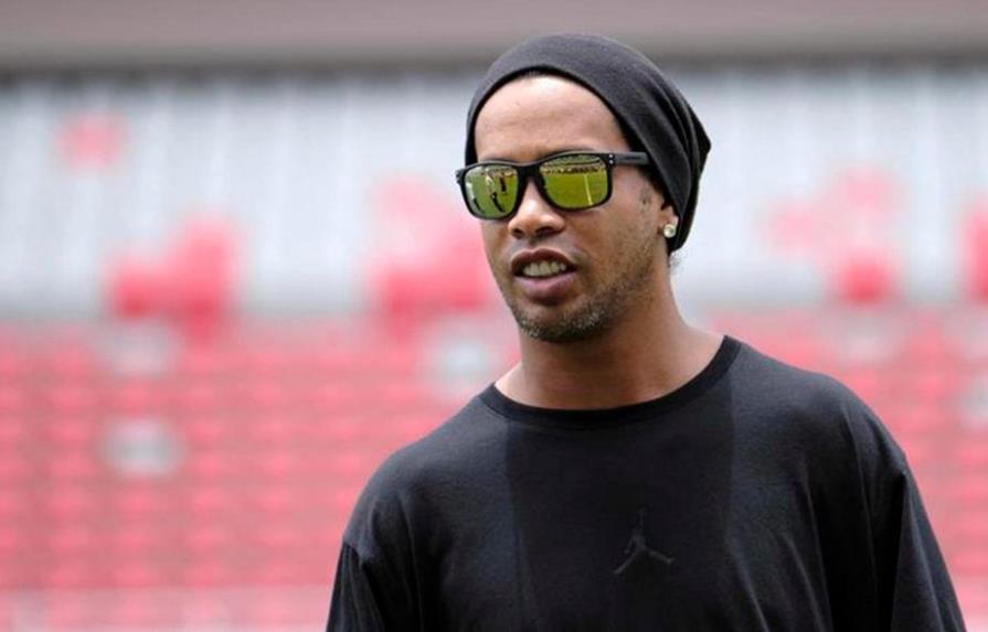 Deuda millonaria con el fisco acorrala a Ronaldinho en Brasil