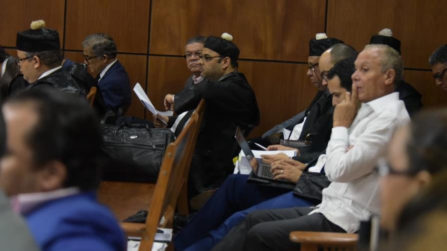 Ministerio Público sigue con la lectura de la acusación a Rondón y Díaz Rúa Ministerio Público sigue con la lectura de la acusación a Rondón y Díaz Rúa