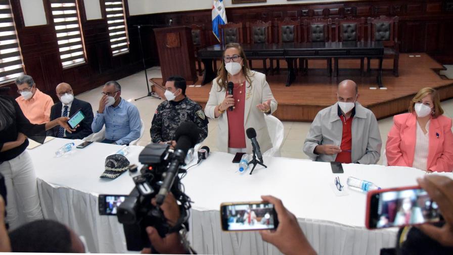 Cerca de 400 mil personas se han vacunado contra el COVID-19 en Santiago