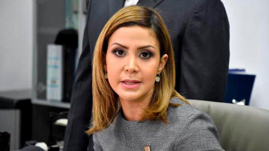 Rosalba Ramos denuncia ante la PGR acoso laboral y violencia de género en su contra