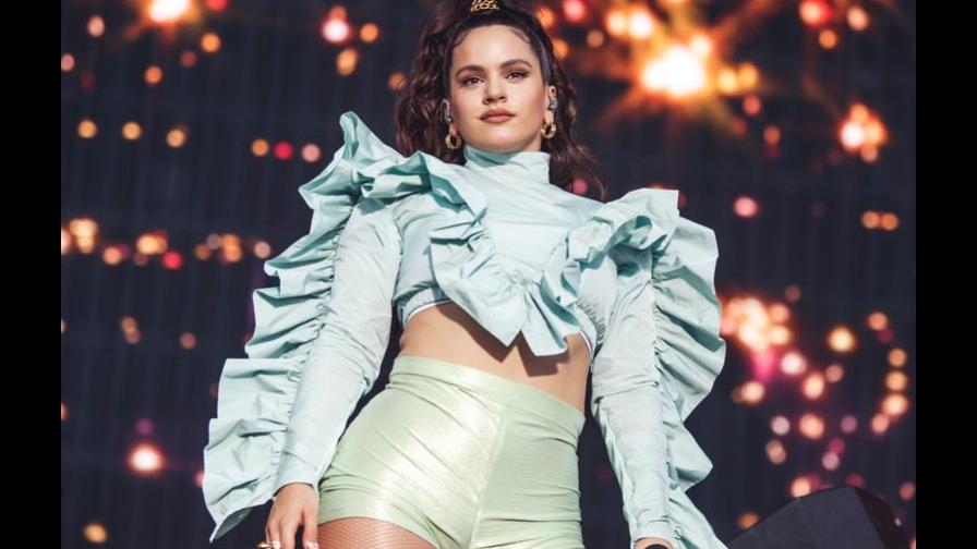 Rosalía vuelve al flamenco más puro con nueva canción 