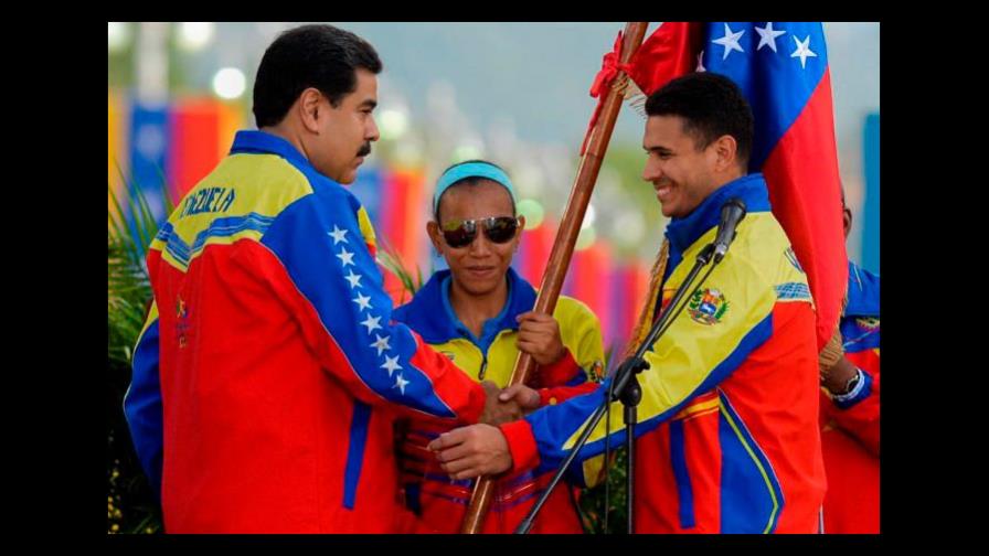 El campeón olímpico y ex diputado que reparte comida en Uber Eats para mantener su familia