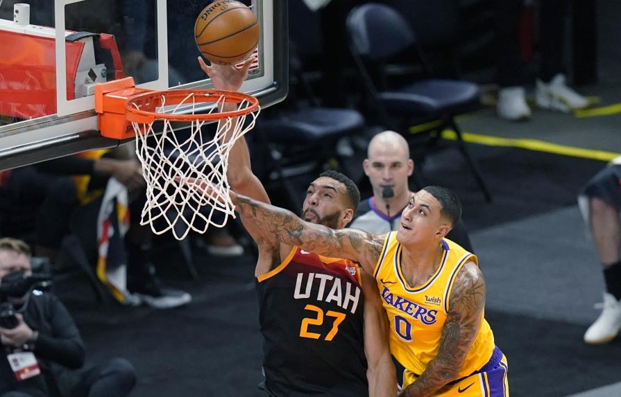 Vídeo | Gobert y Clarkson lideran al Jazz en victoria sobre los Lakers