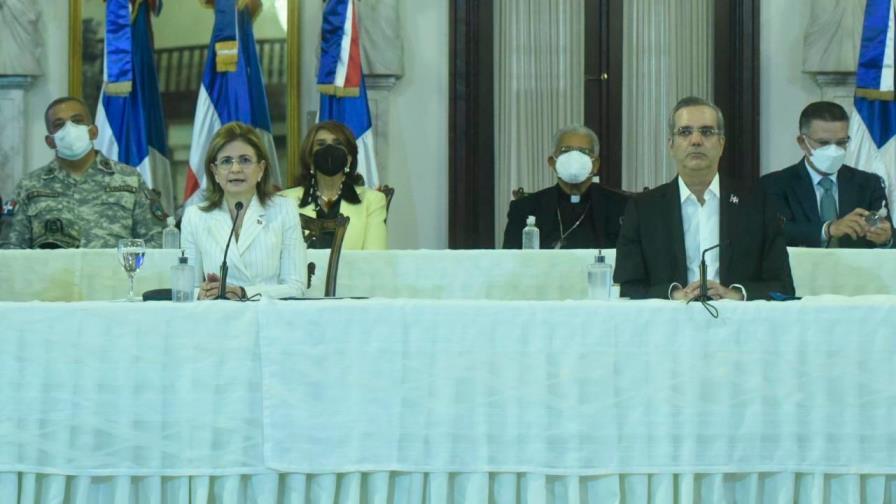 Las vacunas contra el COVID solo pueden ser compradas por el Gobierno Las vacunas contra el COVID solo pueden ser compradas por el Gobierno