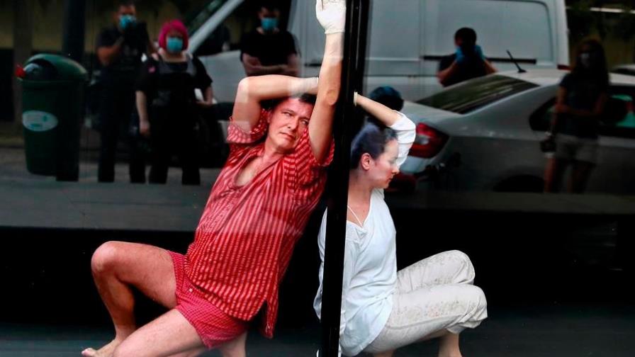 El otro Telón de Acero: ¿Por qué mueren menos por COVID en Europa Oriental?