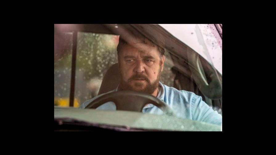 Russell Crowe dona 5.000 dólares a restaurante libanés destruido en explosión Russell Crowe dona 5.000 dólares a restaurante libanés destruido en explosión