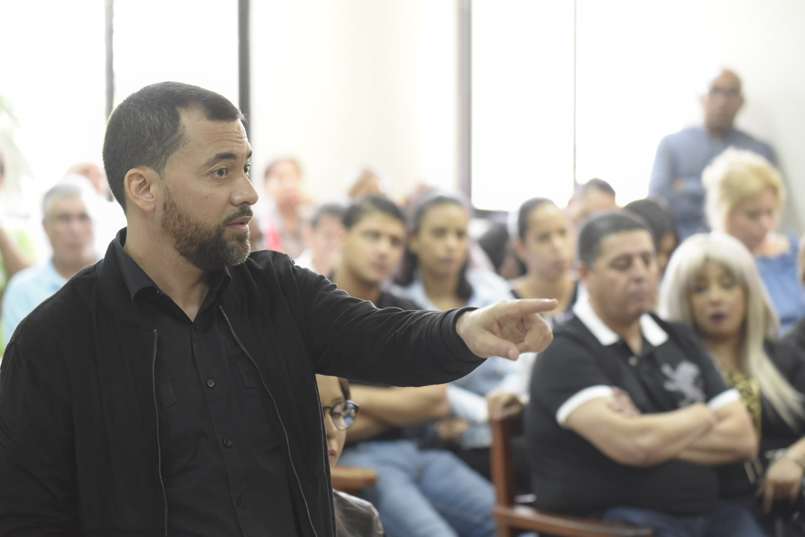 Florenzán Ulloa es acusado de agresión sexual, física y psicológica. 