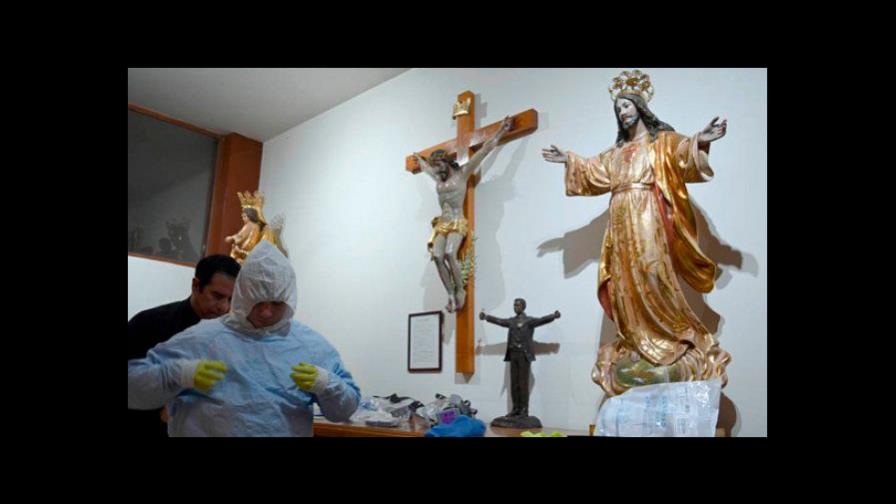 ¿Qué hubiera hecho Jesús?”: Curas mexicanos se arriesgan para consolar a enfermos de COVID-19