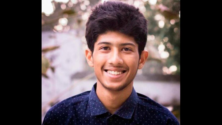 Adolescente bangladesí recibe premio internacional por su lucha contra acoso en internet