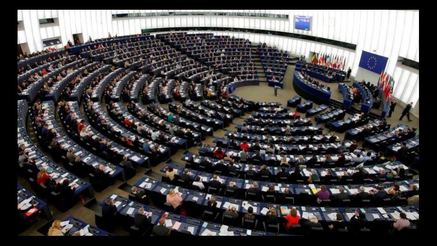 Ciudadanos europeos retoman esperanzados sus debates sobre el futuro de la UE