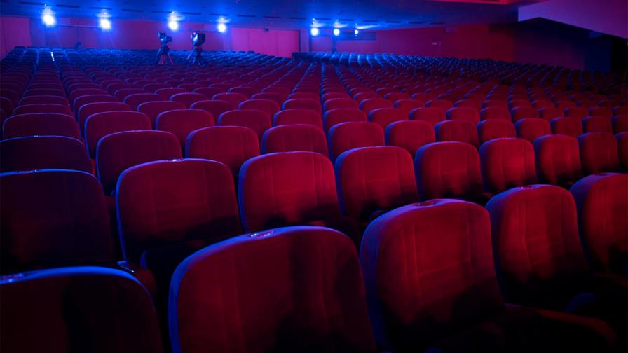 Los Óscar de la pandemia echan el cierre a un año de cines vacíos