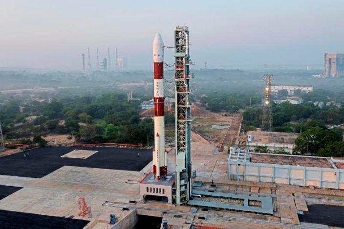 La India quiere hacerse con el mercado del envío de satélites a bajo coste