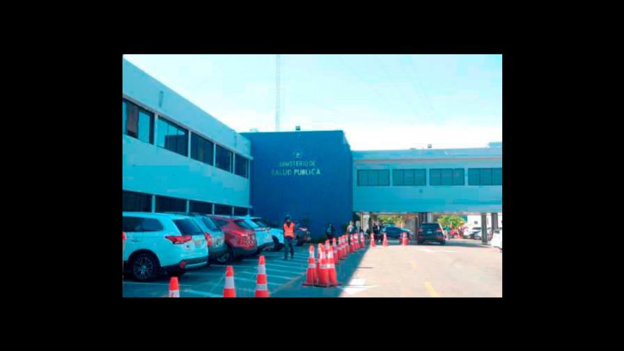 Desvinculan a directora de Digemaps tras denuncia de irregularidades en aprobación de registros sanitarios