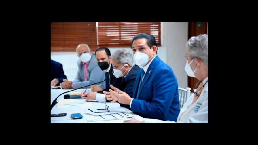 Sociedad de Pediatría dice aún no se ha acordado vacunación en niños mayores de cinco años