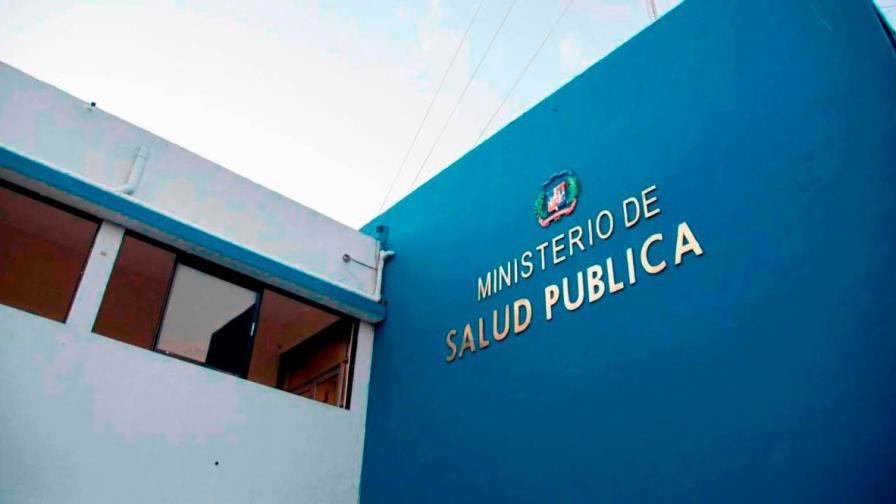 Enfermeras en RD: entre turnos dobles y falta de insumos durante estado de emergencia Enfermeras en RD: entre turnos dobles y falta de insumos durante estado de emergencia