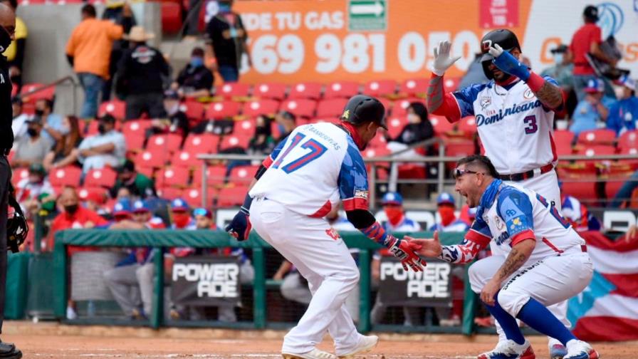 Lagares y Martínez dan primer triunfo a República Dominicana en la Serie del Caribe